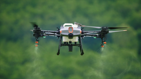 โดรนการเกษตร DJI รุ่น AGRAS T10